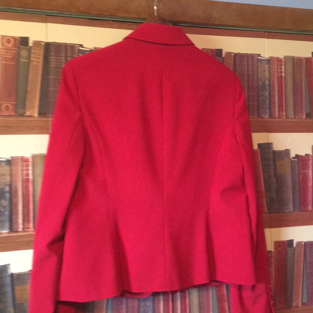 Fitted Victoria’s Secret Blazer. I love offers!!! - Picture 3 of 3